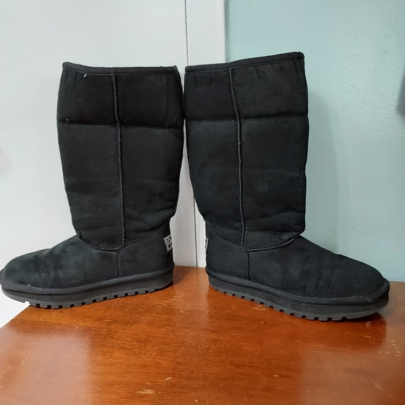 Skechers Australia Soft Faux Suede Boots Women - Picture 3 of 9